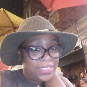 Meet your Posher, Kaylah